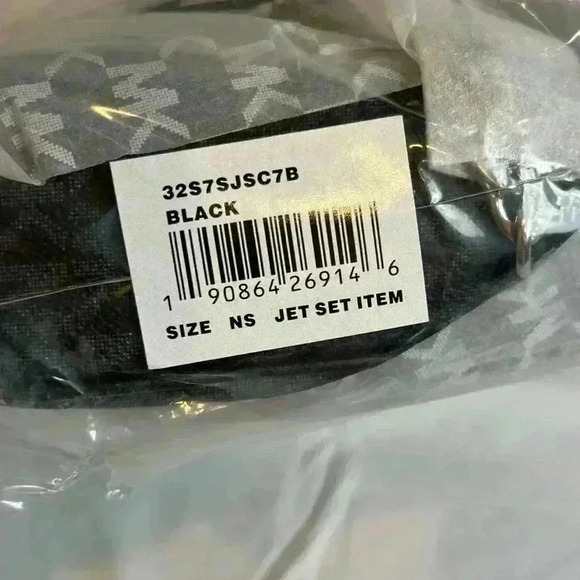 NWT! - 🔥Michael Kors Jet Set Large East West Crossbody Black/Silver MK Signature - Picture 4 of 9